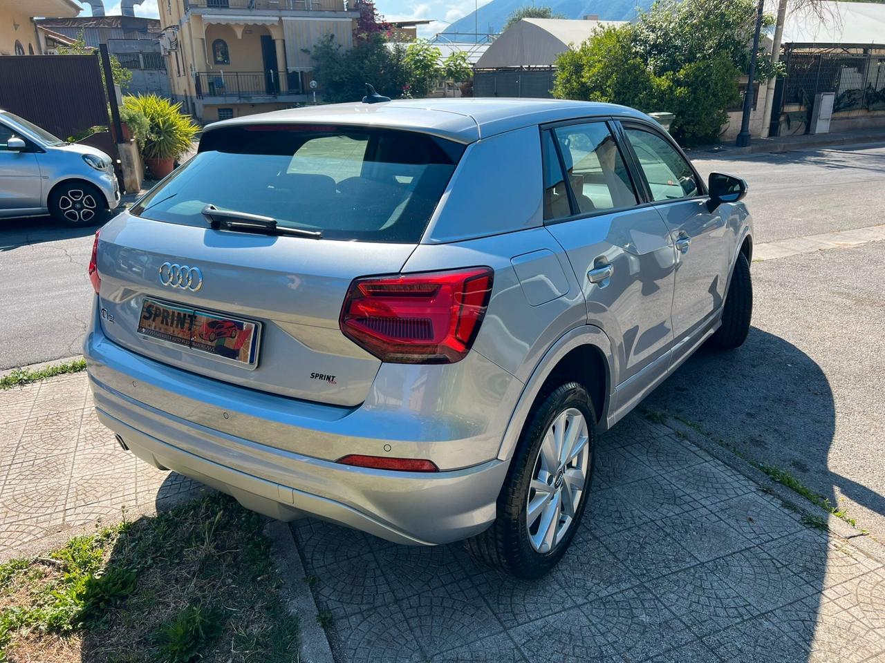 Audi Q2 1.6 s tronic navigatore matrix fari e top