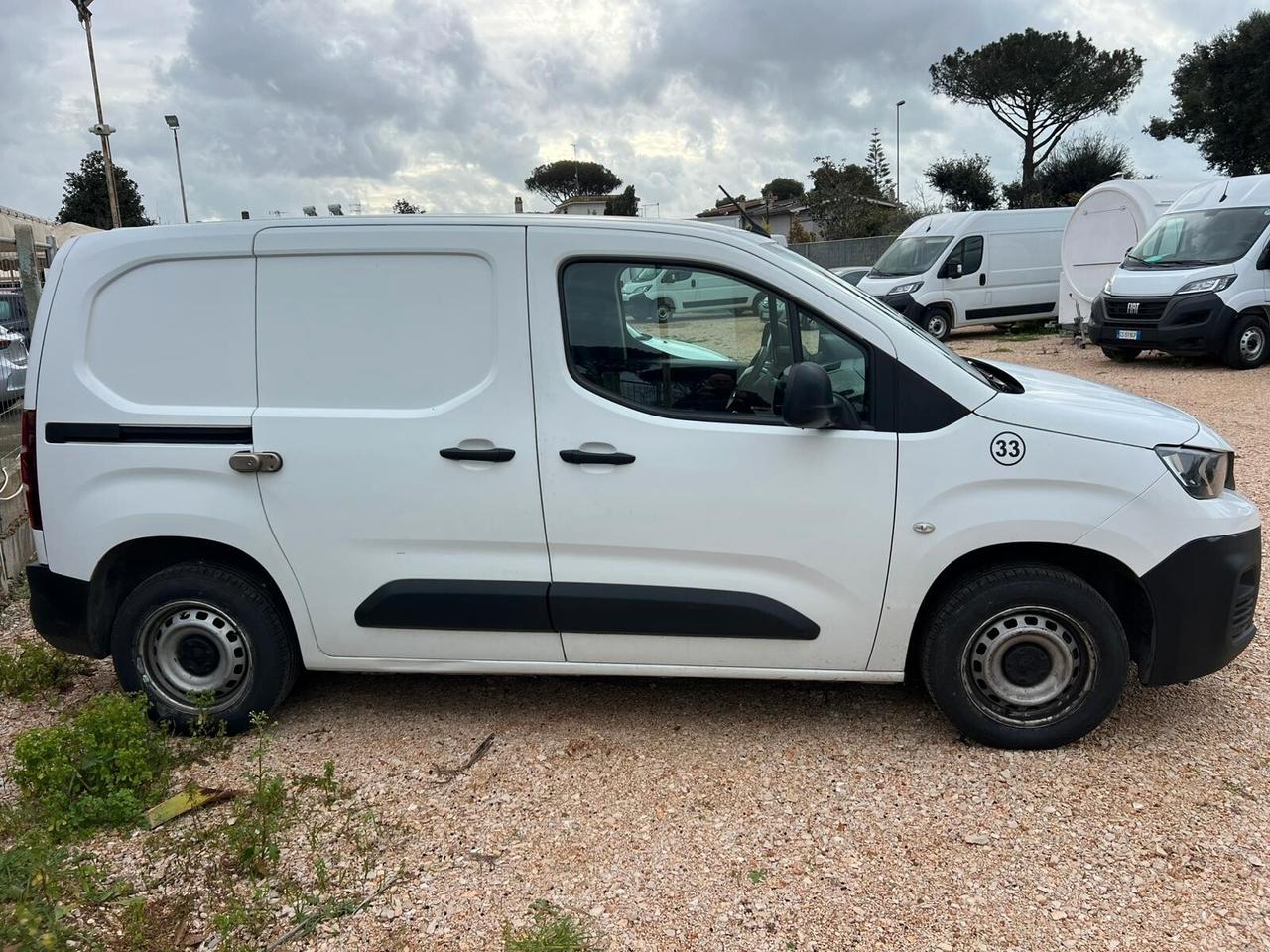 Peugeot Partner BlueHDi 100CV 1.5 3posti