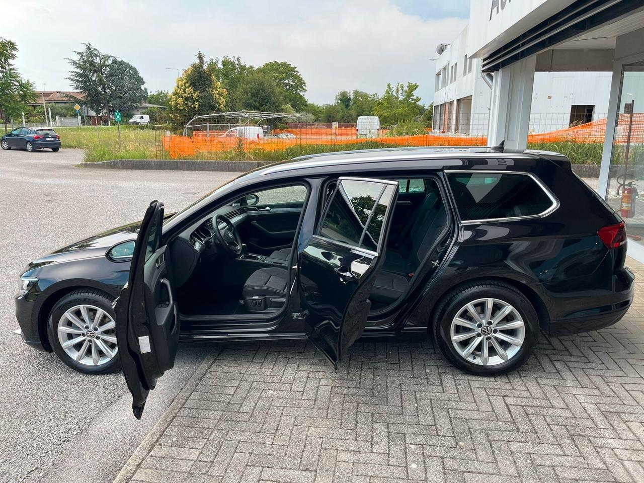 Volkswagen Passat Variant 2.0 TDI SCR EVO DSG Business