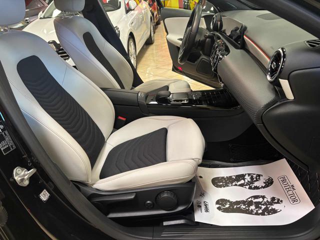 MERCEDES-BENZ A 180 d Automatic Sport ** KM CERTIF. MERCEDES **