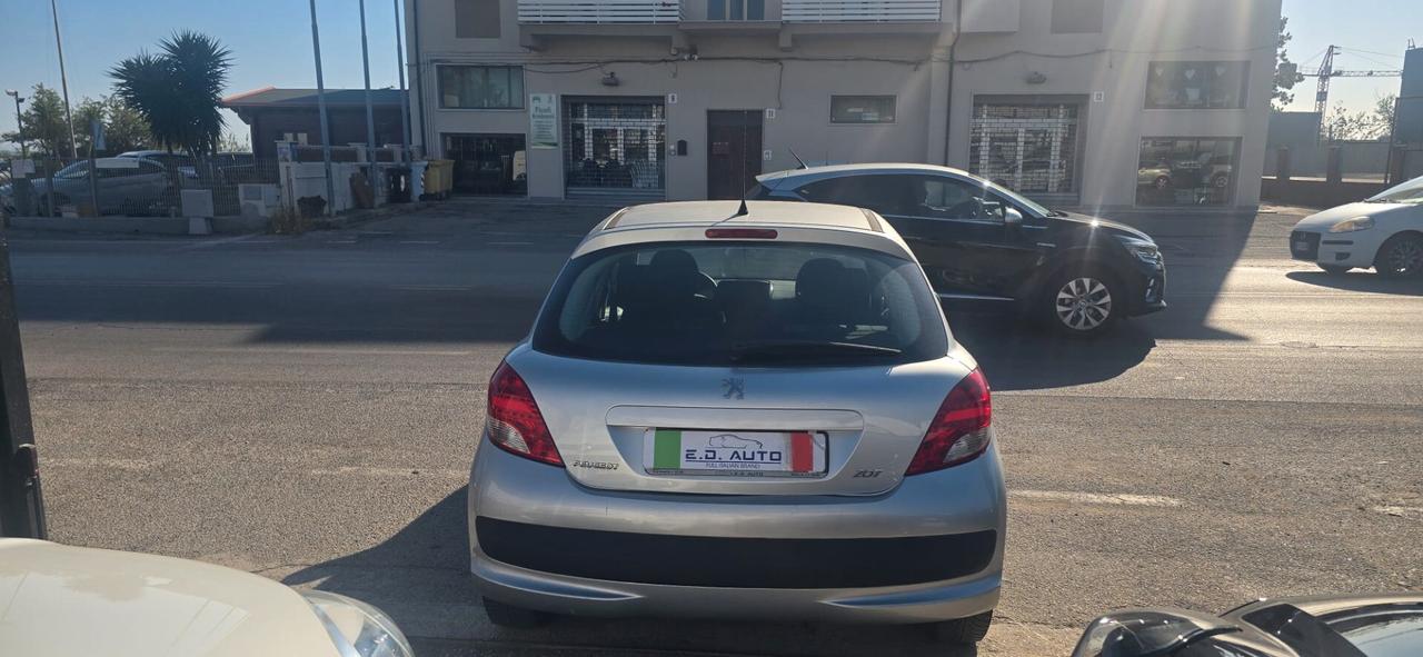 Peugeot 207 1.4 HDi 70CV FAP 5p. XS