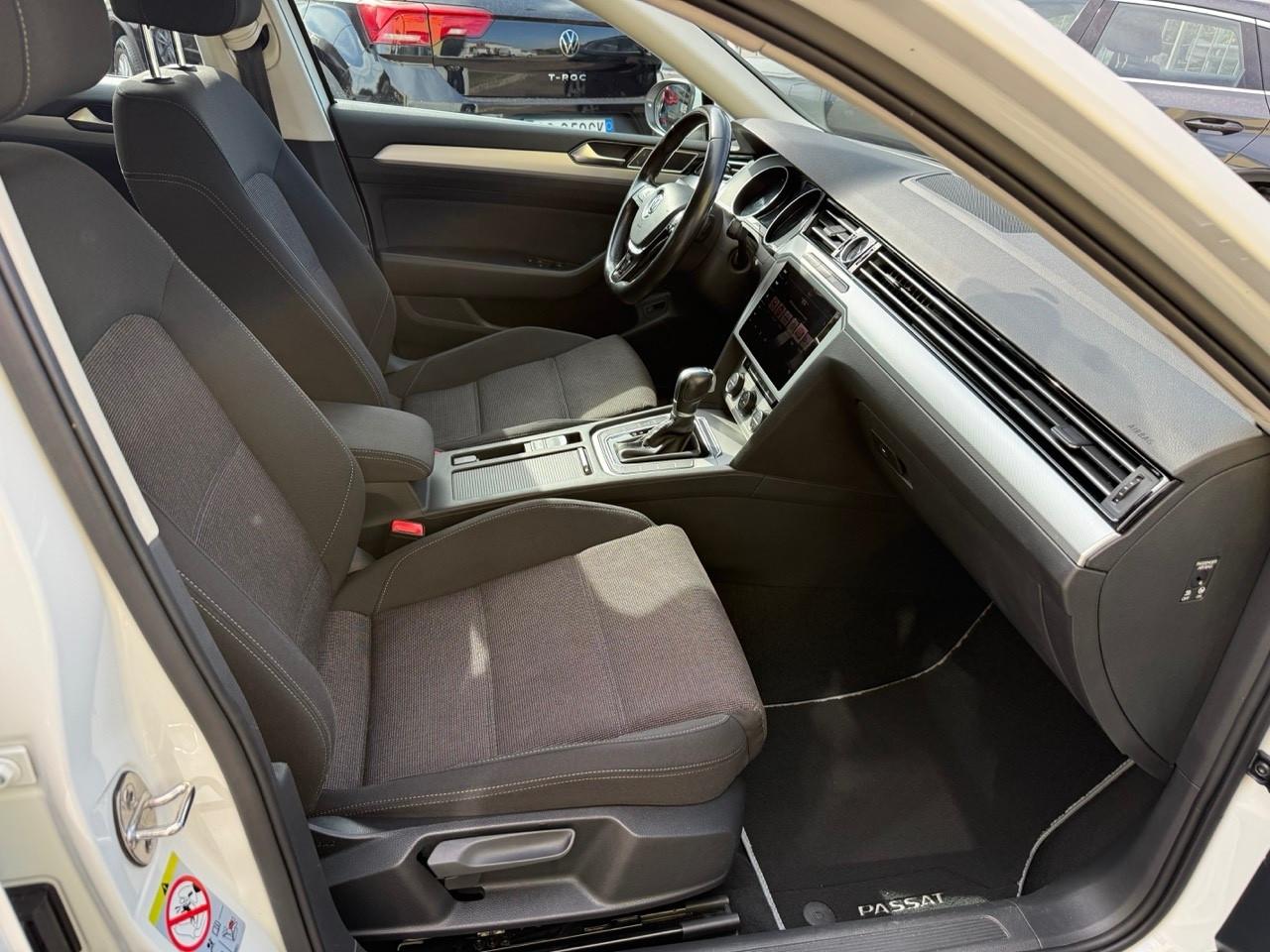VW Passat 2.0 TDI DSG PREZZO REALE/NAVIPRO