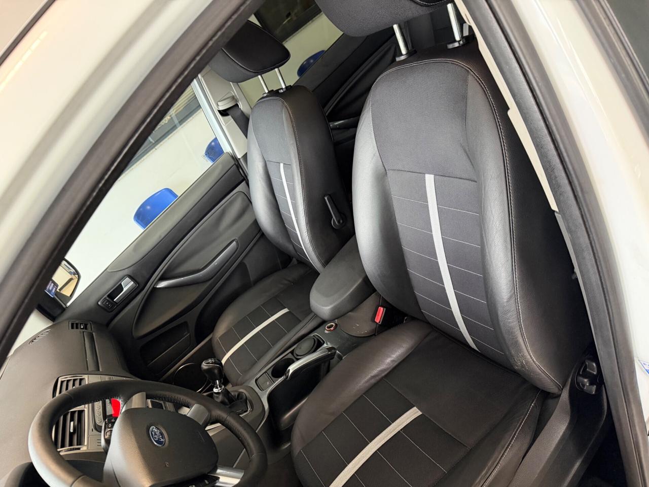 Ford Kuga 2.0 TDCi 136 CV 4WD Titanium DPF