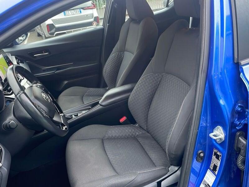 Toyota C-HR C-HR 1.8 Hybrid E-CVT Business