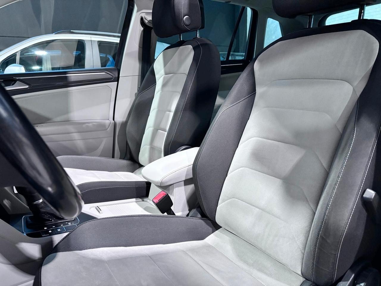 Volkswagen Tiguan Tetto+Matrix+Cockpit