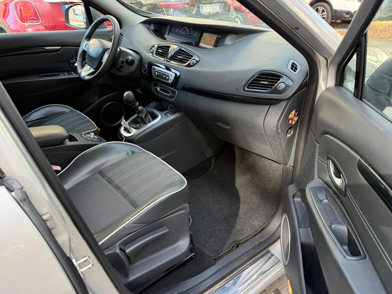 Renault Scenic Scénic XMod 1.5 dCi 110CV EDC Bose