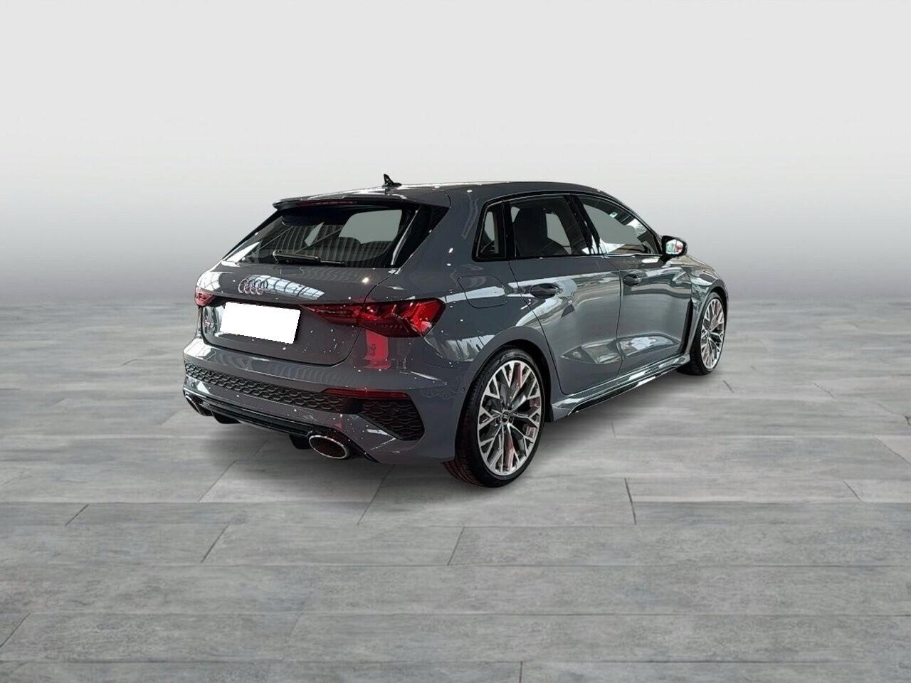 Audi A3 RS 3 SPB TFSI quattro S tronic