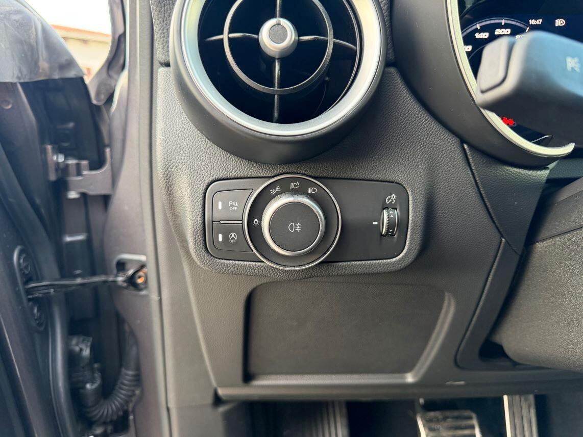 Alfa Romeo Stelvio 2.2 Turbodiesel 210 CV AT8 Q4 Veloce