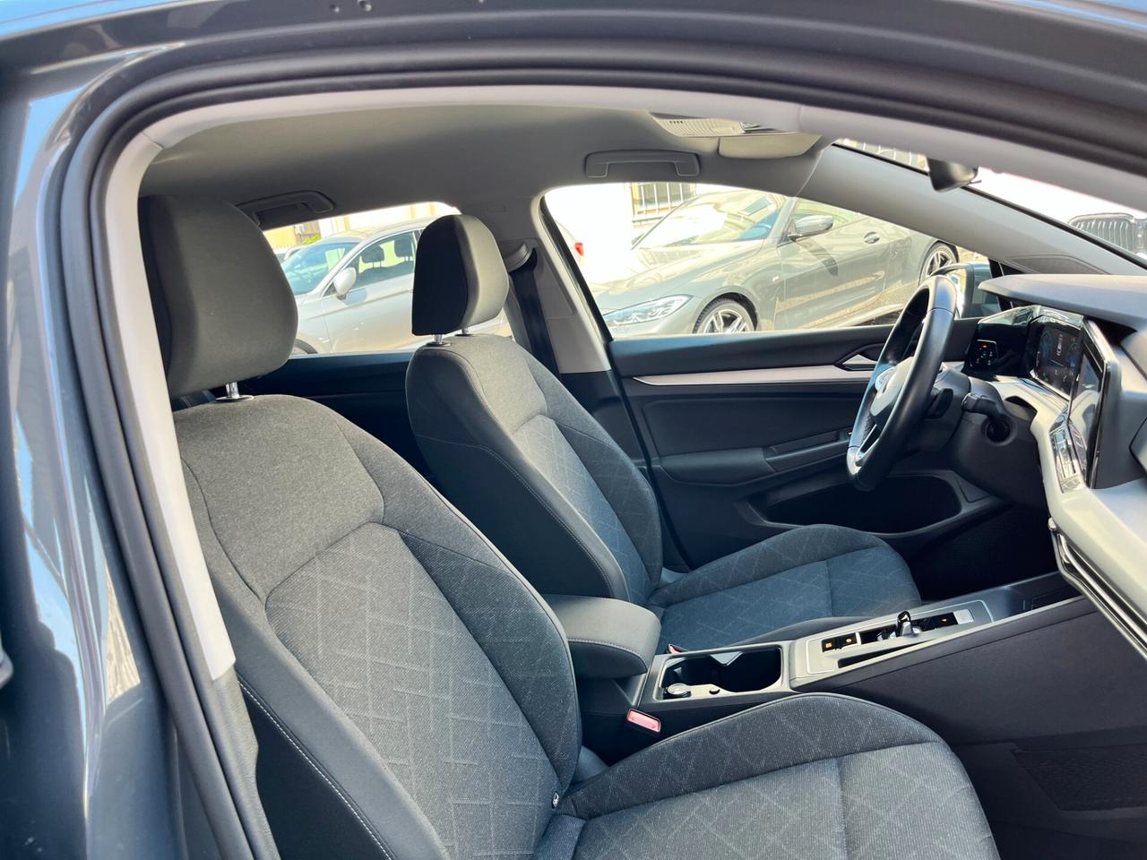 Volkswagen Golf 1.5 TGI DSG Style METANO