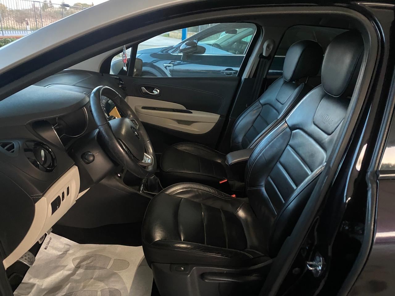 Renault Captur dCi 110 CV Energy Initiale Paris KM CERTIFICATI--SERIE LIMITATA