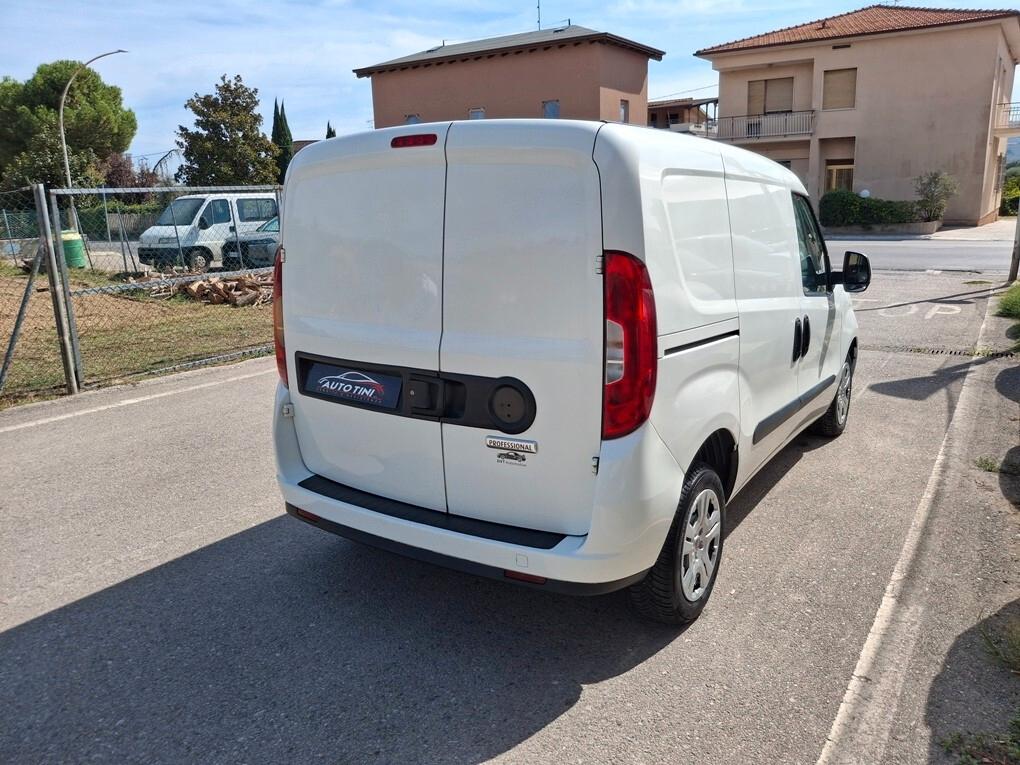 Fiat Doblò 1.6 Multijet 105cv 3 POSTI Lounge