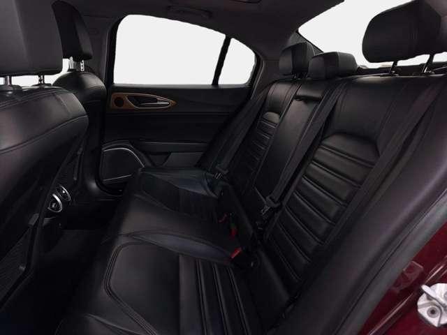 Alfa Romeo Giulia 2.2 Turbodiesel 210 CV AT8 AWD Q4 Veloce