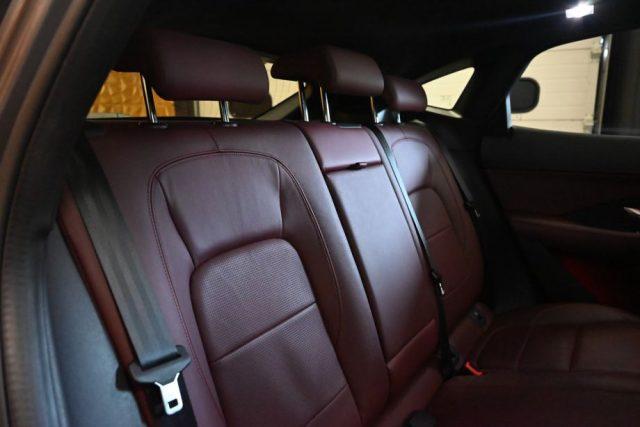 JAGUAR E-Pace 2.0 d R-DYNAMIC HSE 204CV AUT.TETT.20"CAM360°FULL!