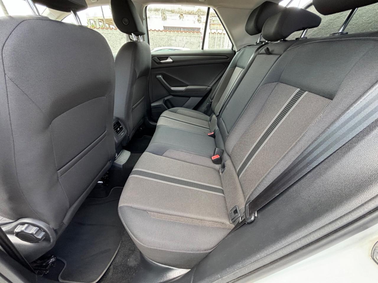 VW T-ROC 1.6 116CV ADVANCED 99.000km