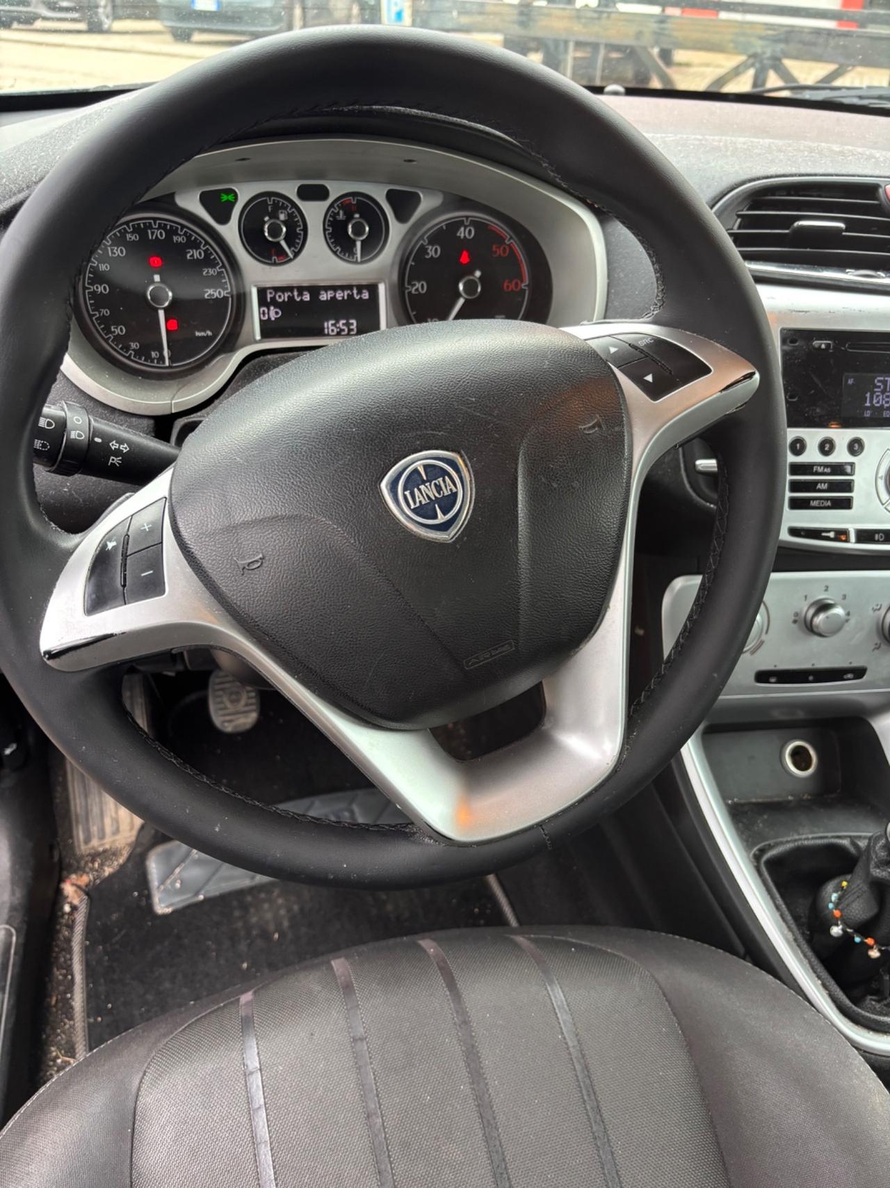 Lancia Delta 1.6 MJT DPF Platino