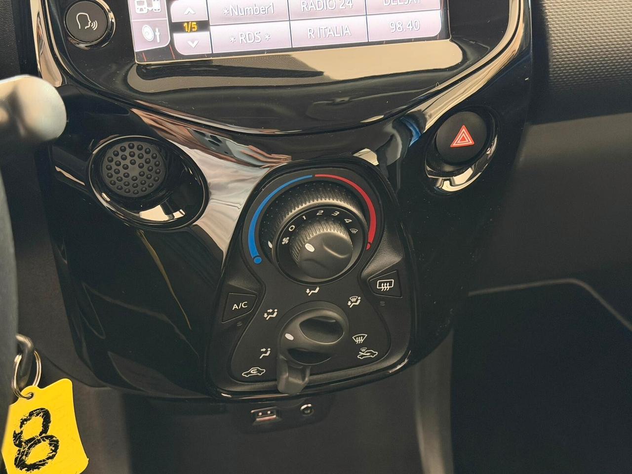 Citroen C1 1.0cc 72Cv Automatica 5p Neopatentati