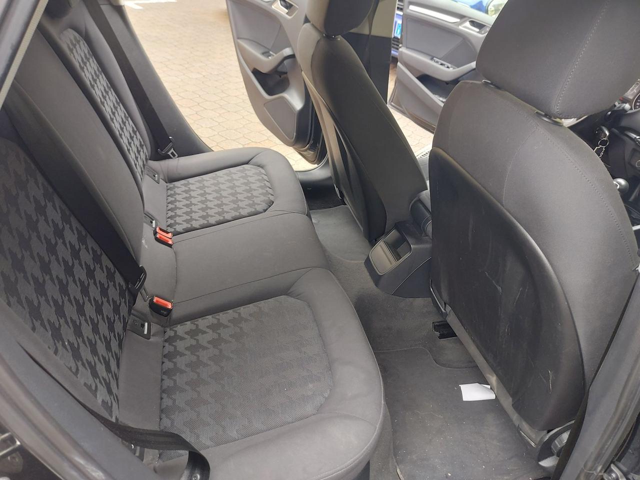 Audi A3 spback Ambiente 1.6 TDI dsg