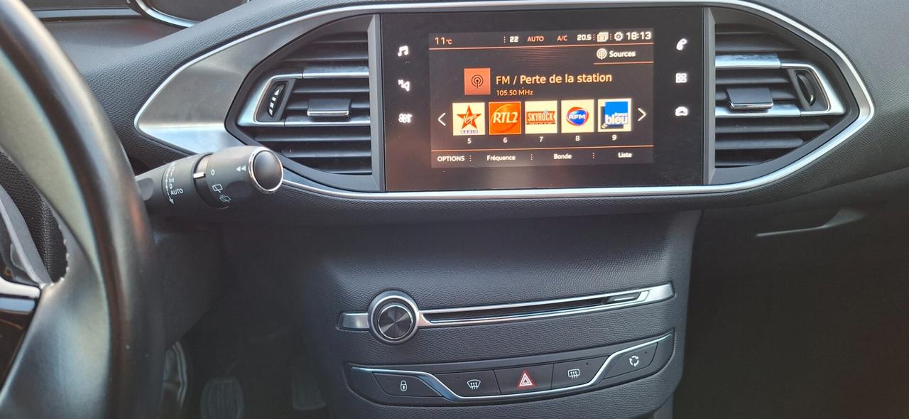 Peugeot 308 1.2 e THP Allure