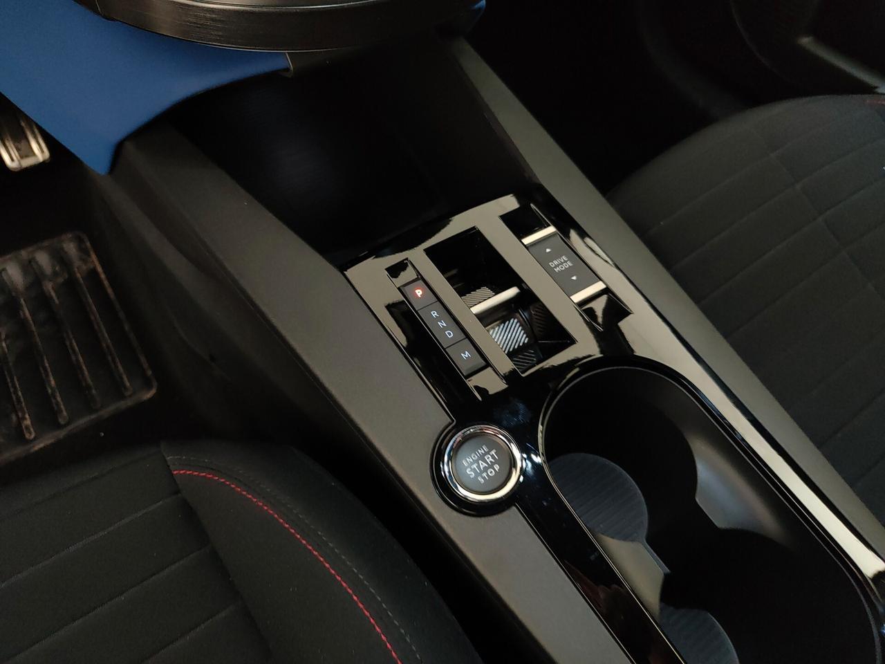 Lancia Ypsilon Hybrid e-DCT HF Line