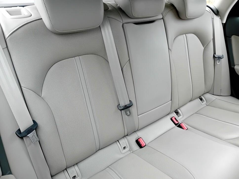 Audi A6 Avant 3.0 TDI quattro S tronic Business Plus