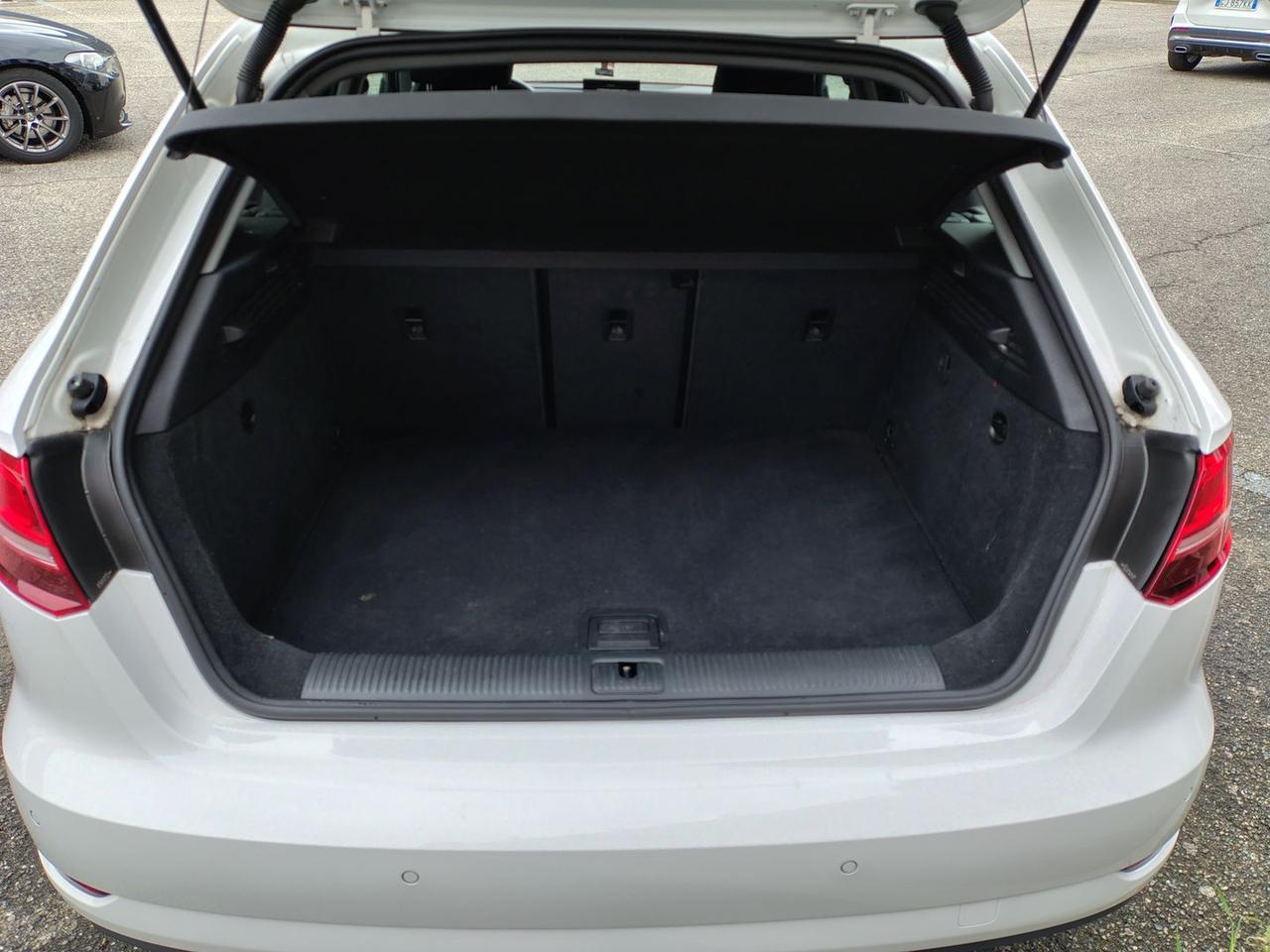 Audi A3 1.5 30 g-tron S Line #10653