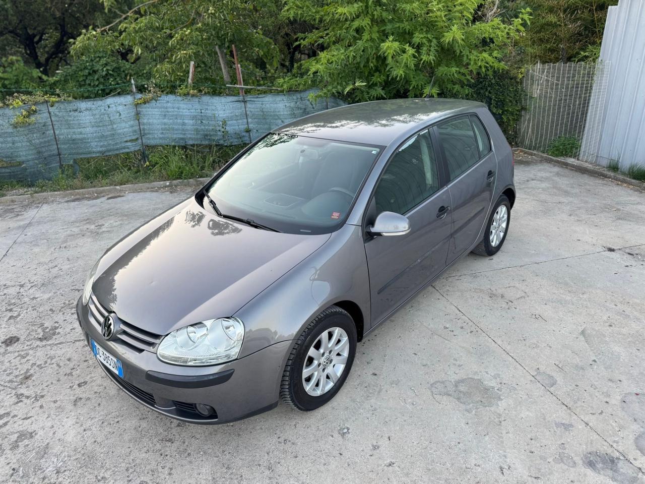 Volkswagen Golf 1.9 TDI DPF 4mot. 5p. Sportline