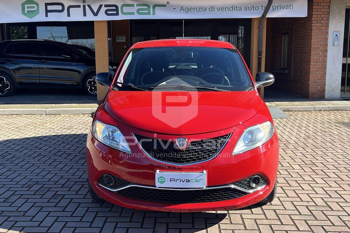 LANCIA Ypsilon 1.2 69 CV 5 porte Gold