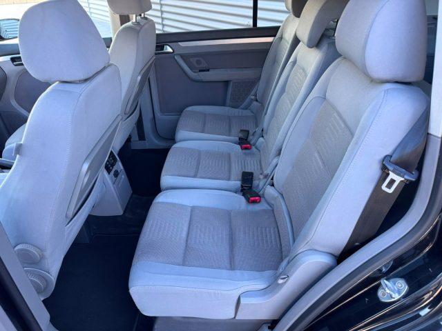 VOLKSWAGEN Touran 2.0 TDI DPF Highline 7 posti TETTO ok neopatentati