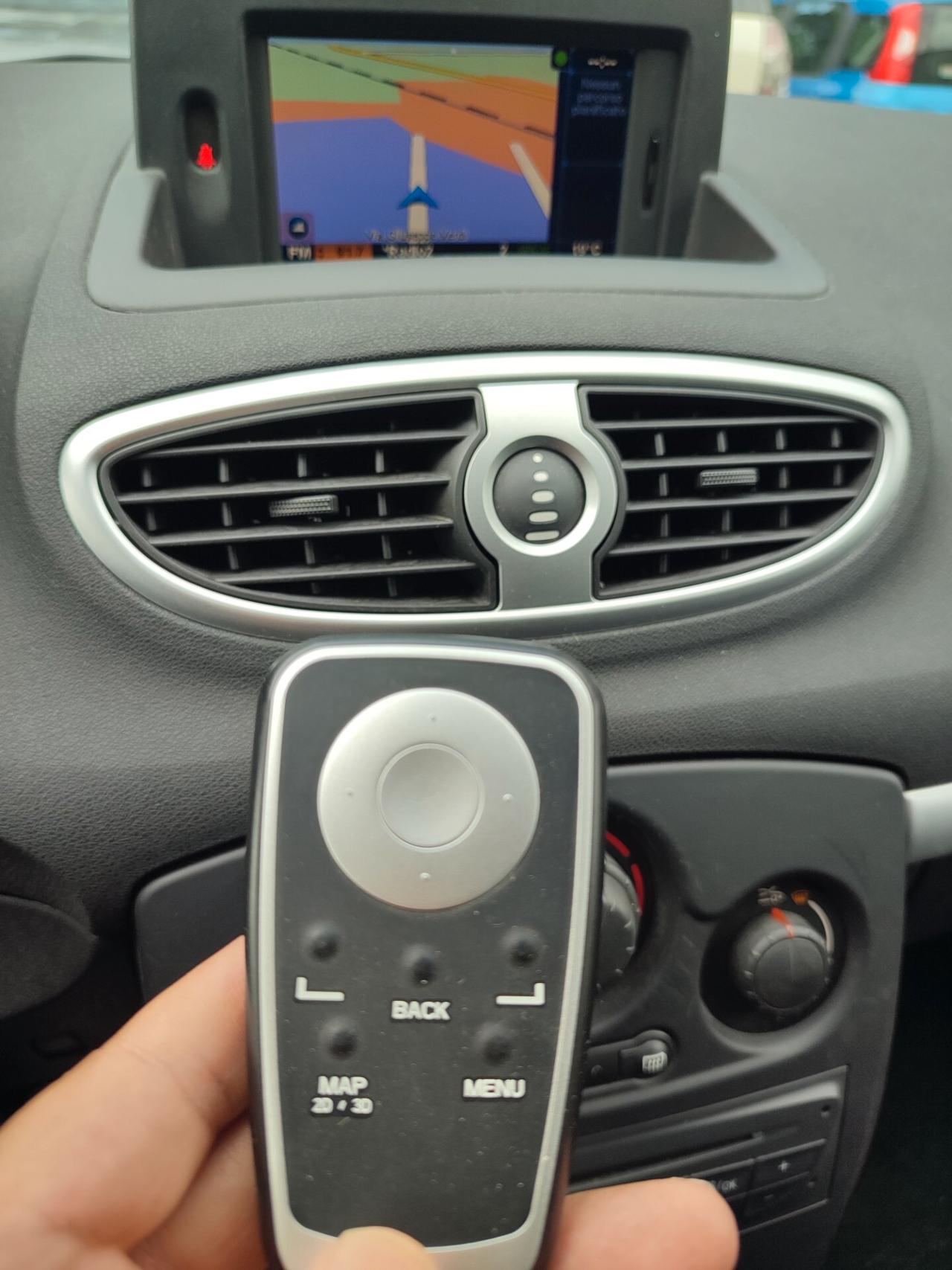RENAULT CLIO DEL 2010 1.2BENZINA MOLTO BELLA