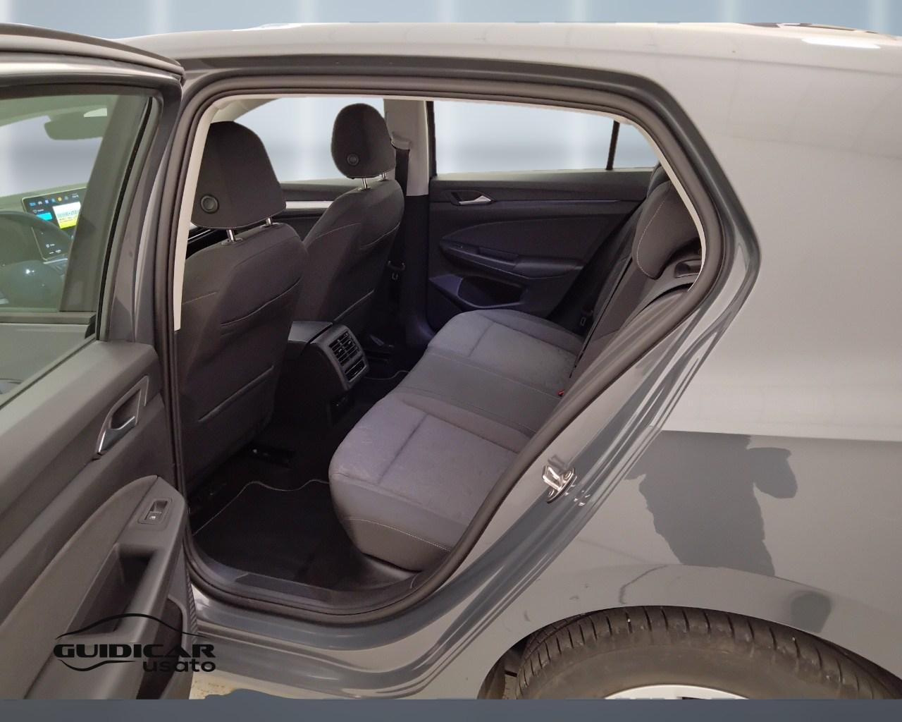 VOLKSWAGEN Golf VIII 2024 - Golf 2.0 tdi Life 115cv