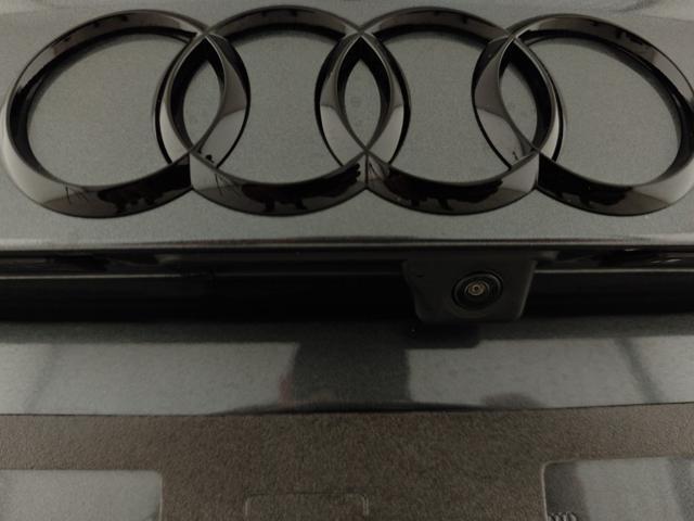 AUDI Q3 40 TDI quattro S tronic Identity Black - TETTO!