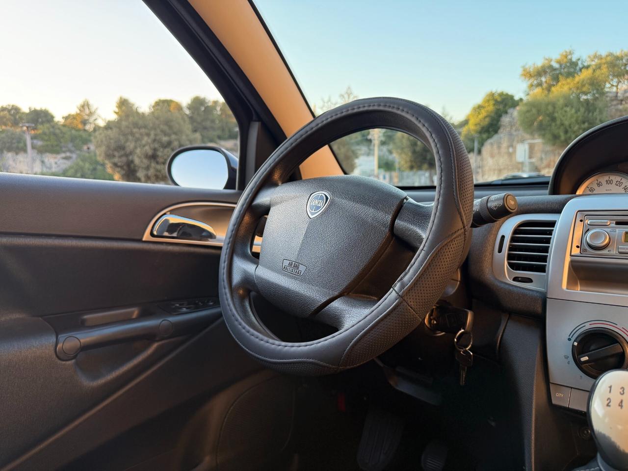Lancia Ypsilon /1.2 60 CV/SOLO 109000 KM