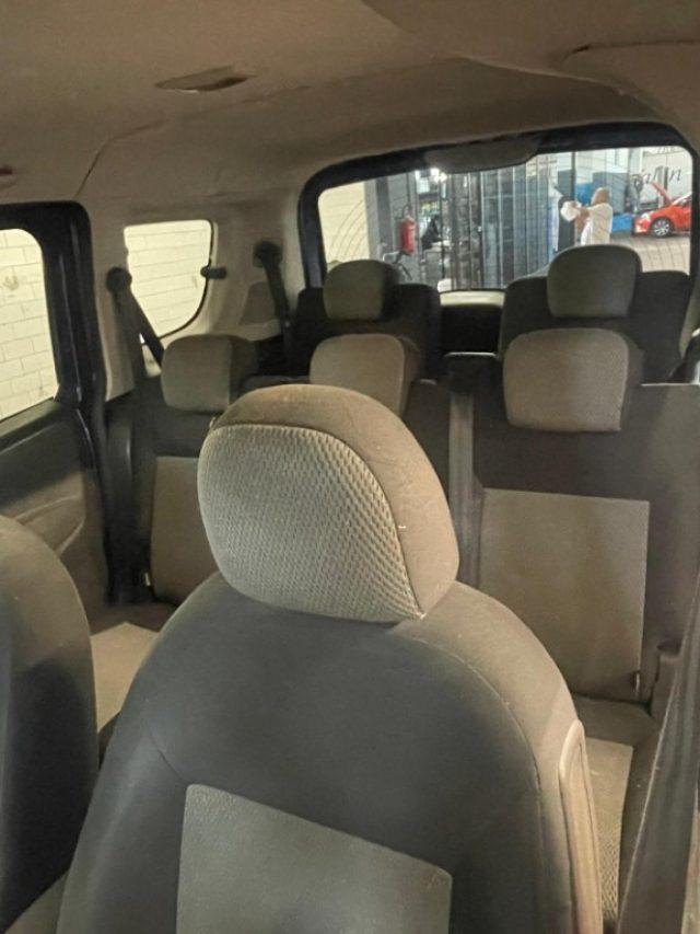 FIAT Doblo Doblò 1.6 MJT 16V 90CV Dualogic Dynamic 7 POSTI