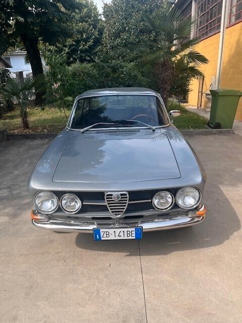 Alfa Romeo GT Veloce 1750 Quadrifoglio Oro 1° Serie del 1968