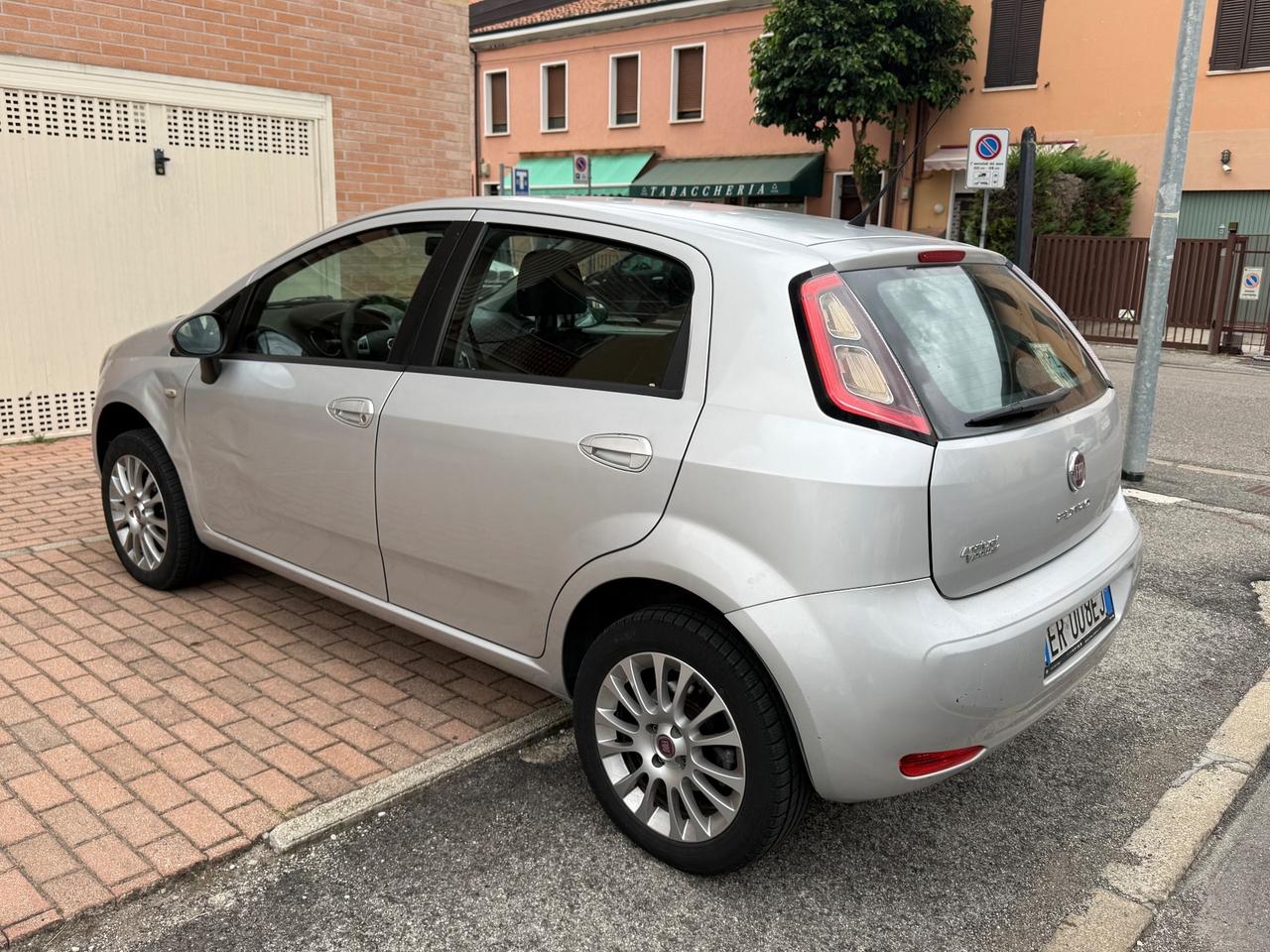 Fiat Punto 1.4 8V 5 porte Natural Power Lounge