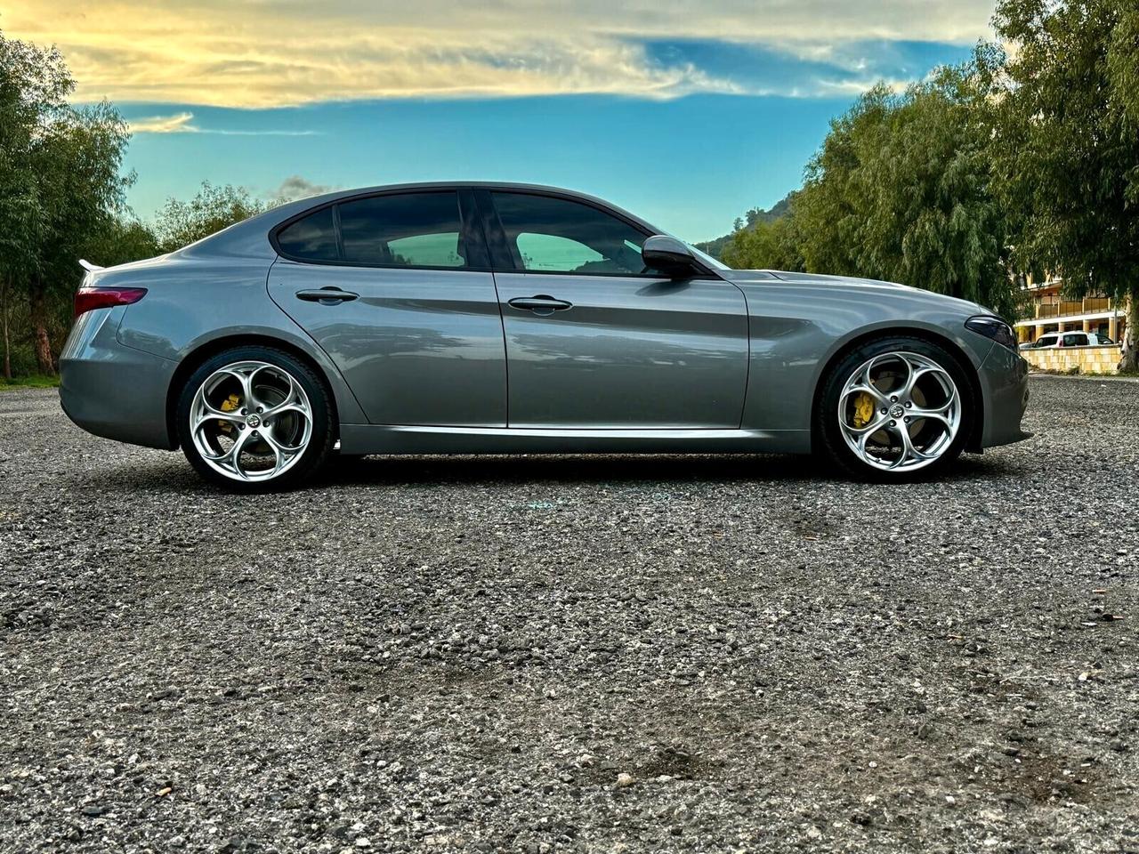 ALFA ROMEO GIULIA 2.2 160 CV AT8 SUPER UNI PROPRIETARIO