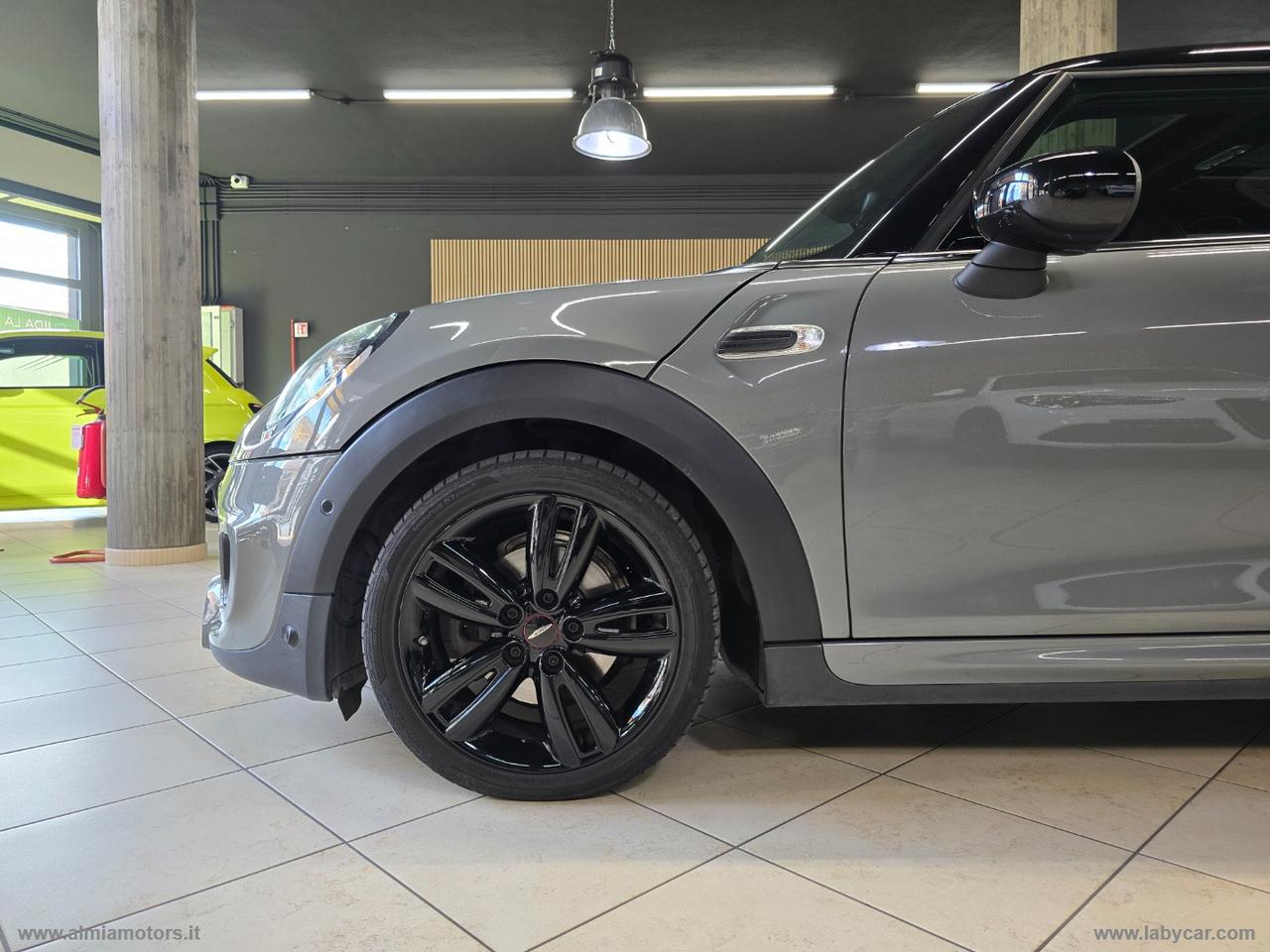 MINI Mini Cooper JCW 5 porte