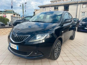 Lancia Ypsilon 1.0 FireFly S&S Hybrid Ecochic Silver 5 porte 05/2021 km 53.000