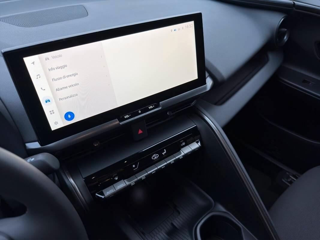 Toyota C-HR 1.8 hev Trend fwd e-cvt