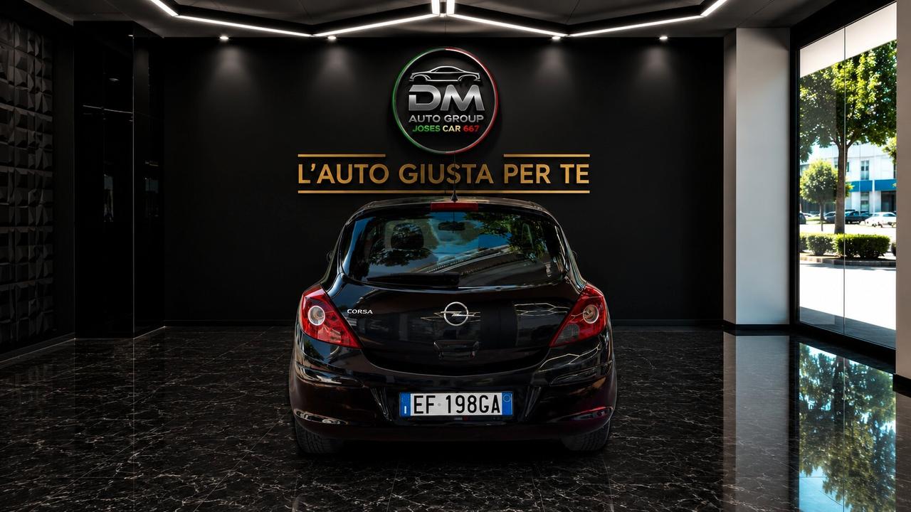Opel Corsa 1.2 3 porte Sport