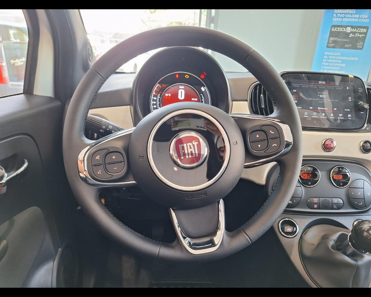 FIAT 500 (2015-->) - 500 C 1.0 Hybrid Dolcevita