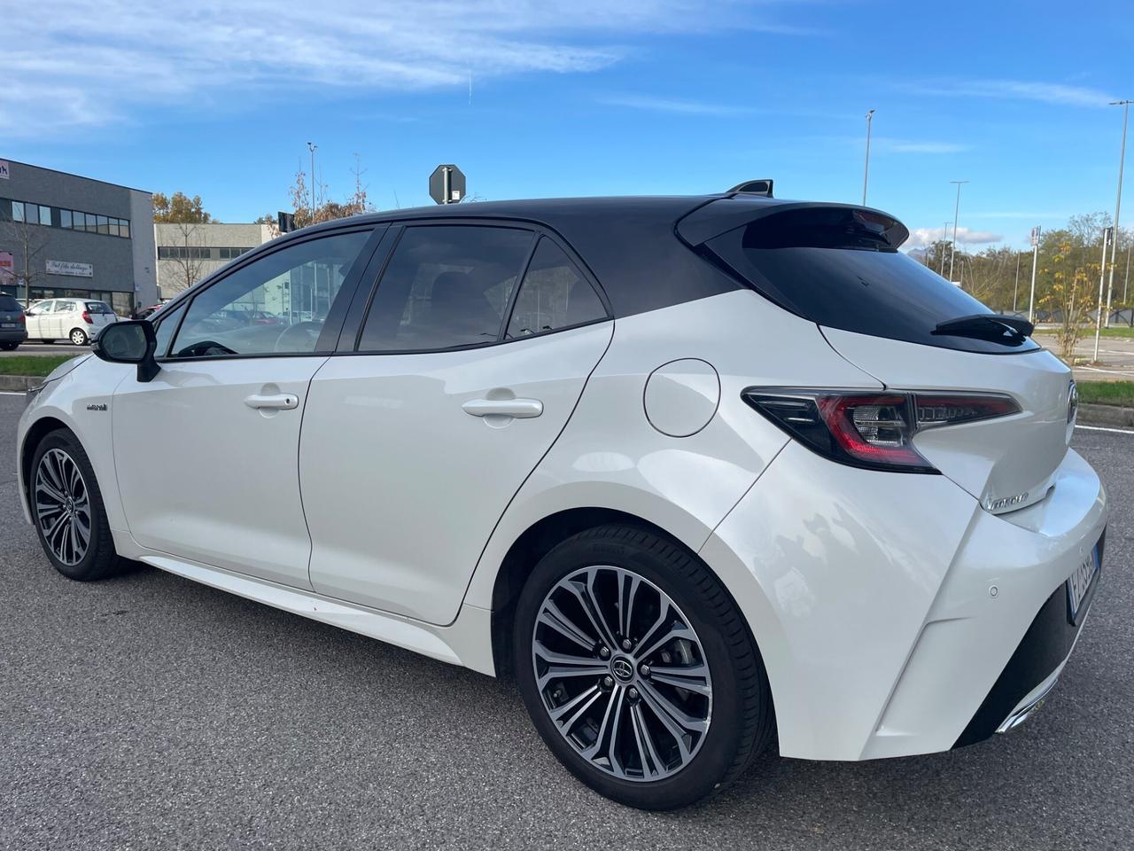 Toyota Corolla 2.0 Hybrid*Cerchi*Libro service*Doppio treno di gomme