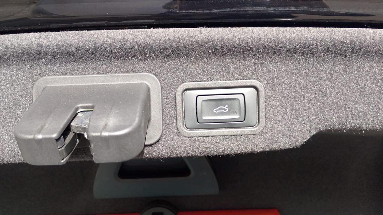 Audi A8 3.0 TDI 250 CV clean diesel quattro tiptronic