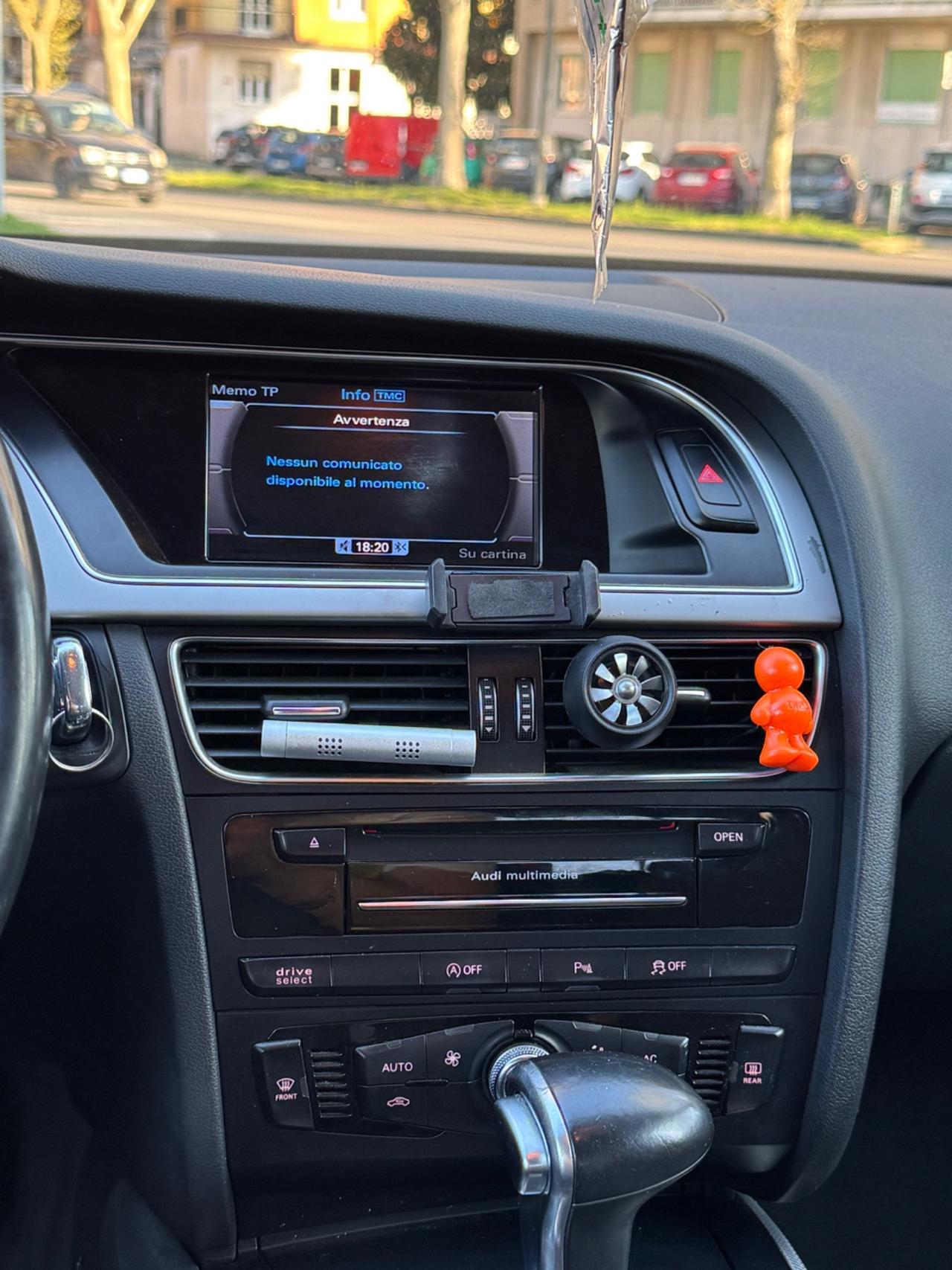 Audi A4 Avant 2.0 TDI 177 CV quattro S tronic edition