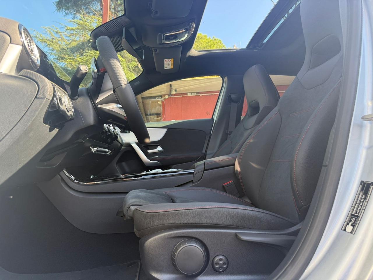 Mercedes-benz A 180 d Automatic AMG Line Premium TETTO KAMERA KM0 *PROMO*