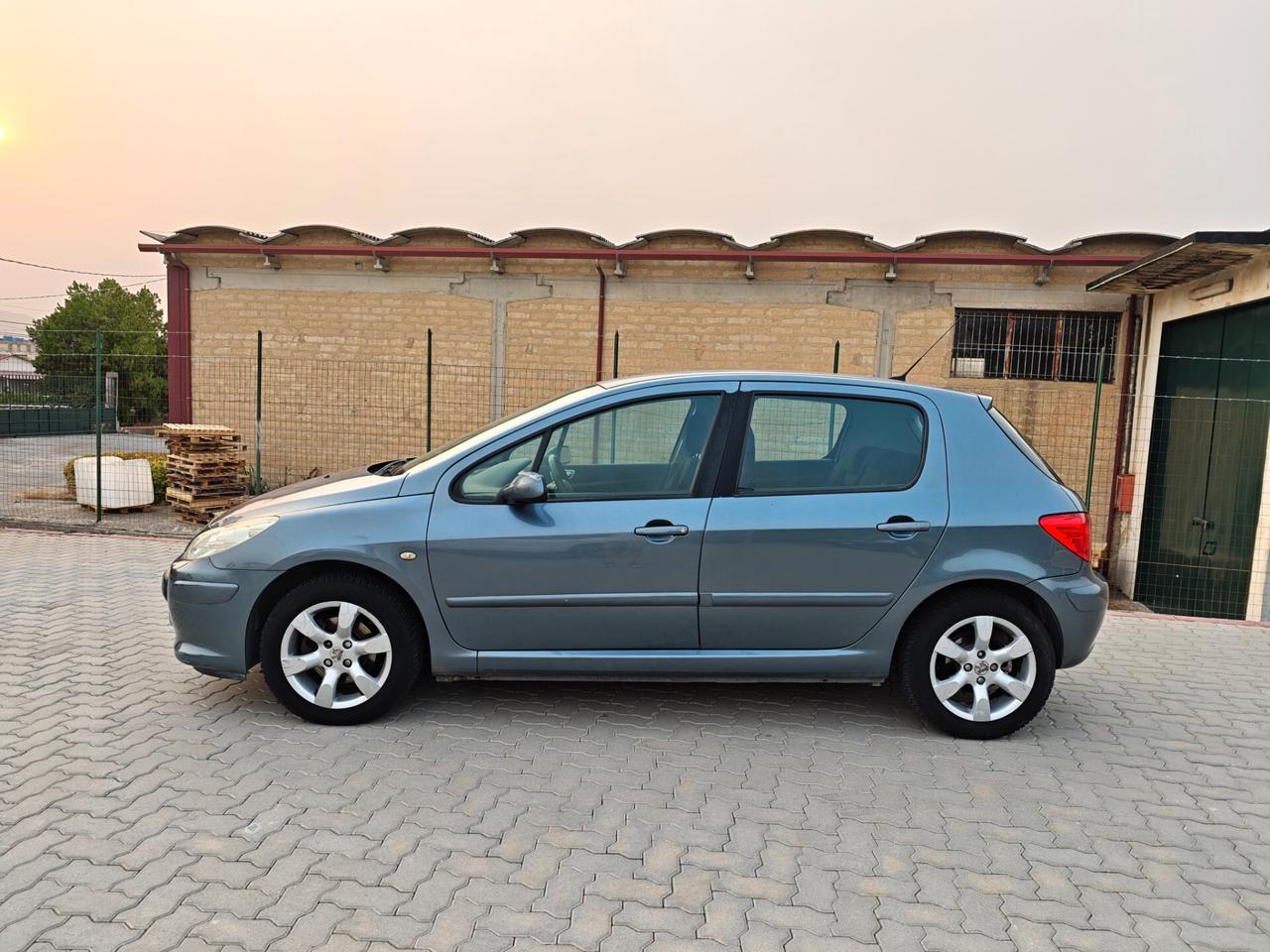 Peugeot 307 1.6 16V HDi FAP 110CV 5p. XT
