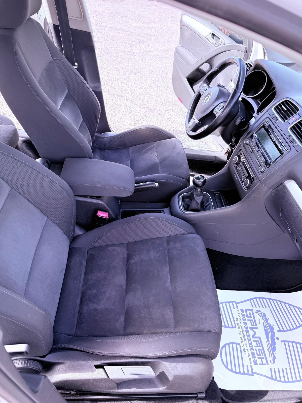 Volkswagen Golf 1.6 TDI DPF 5p. Highline Ok neopatentati
