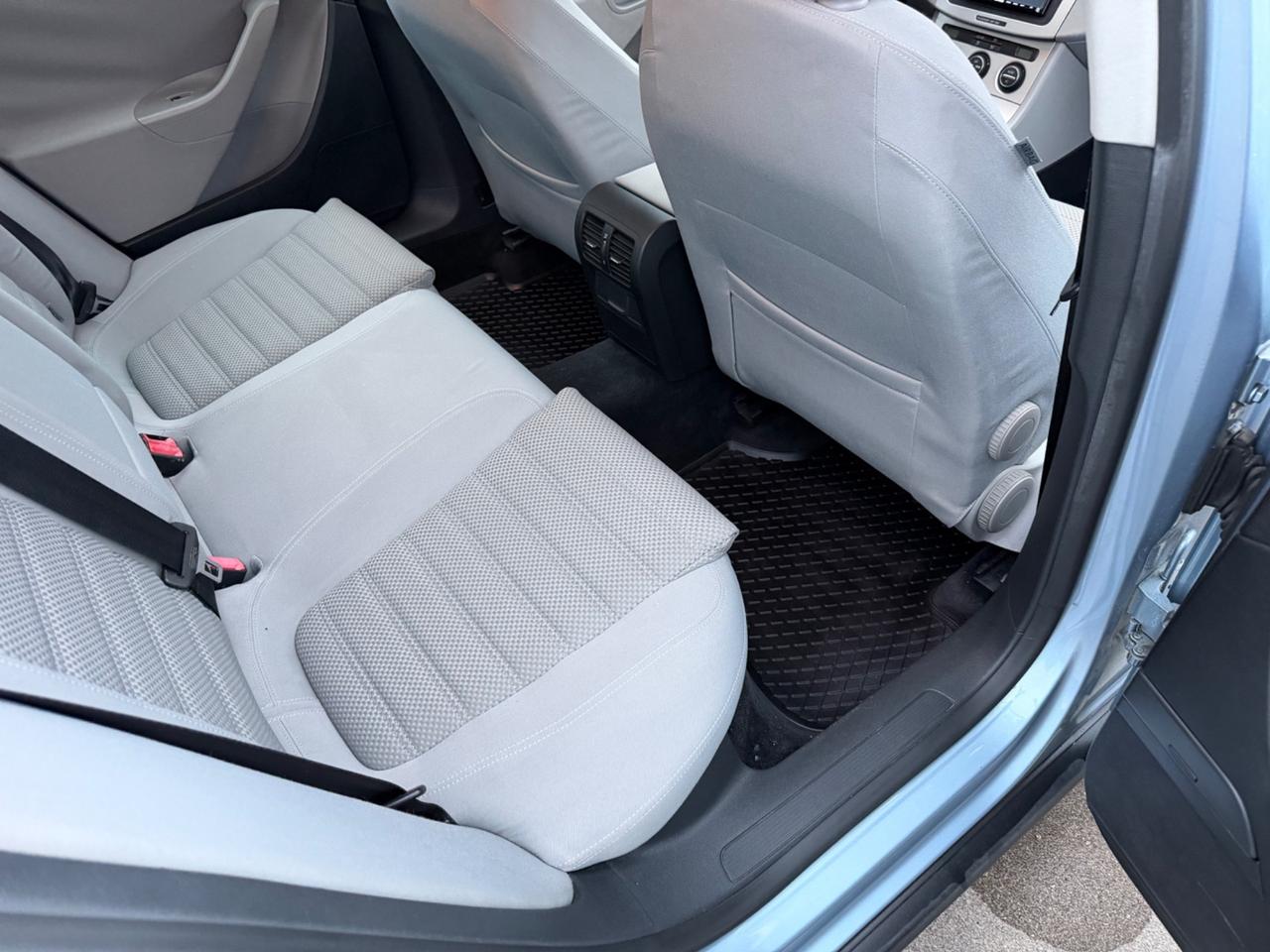 Volkswagen Passat 2.0 TDI DPF Comfortline