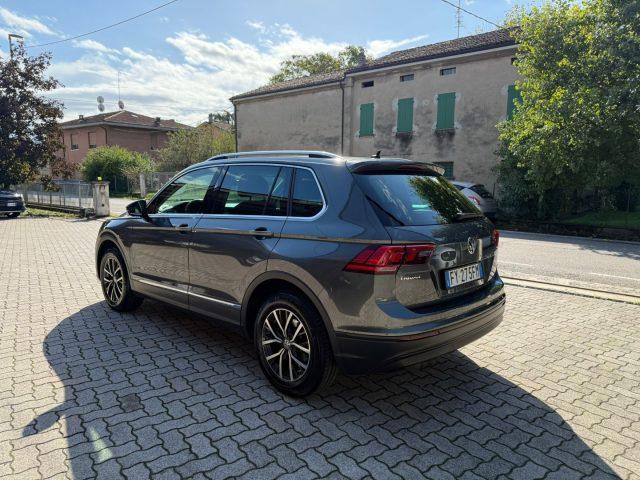 VOLKSWAGEN Tiguan 2.0 TDI SCR DSG Business BlueMotion Technology