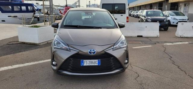 Toyota Yaris 1.5h Trend Grey Edition my18